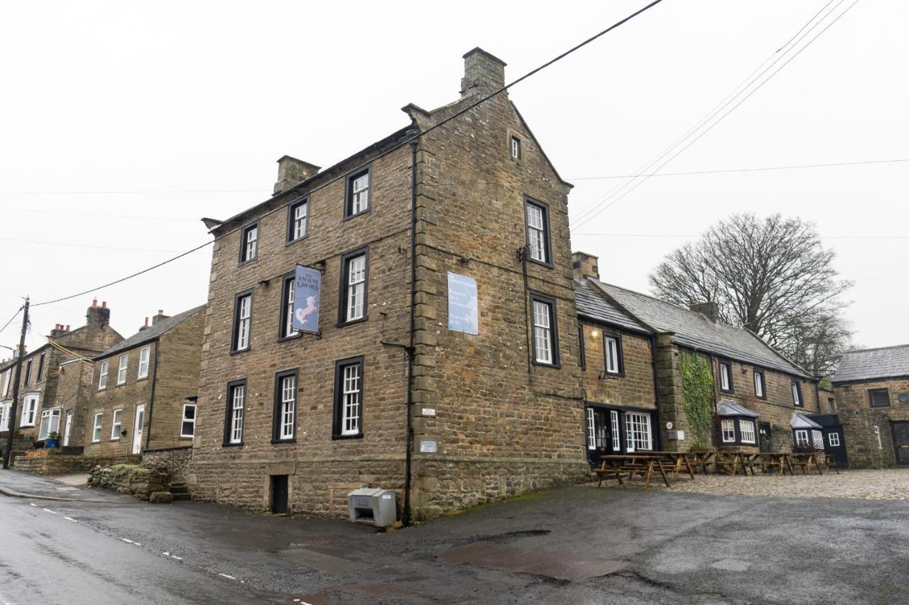 The Ancient Unicorn Hotel Barnard Castle Exterior photo